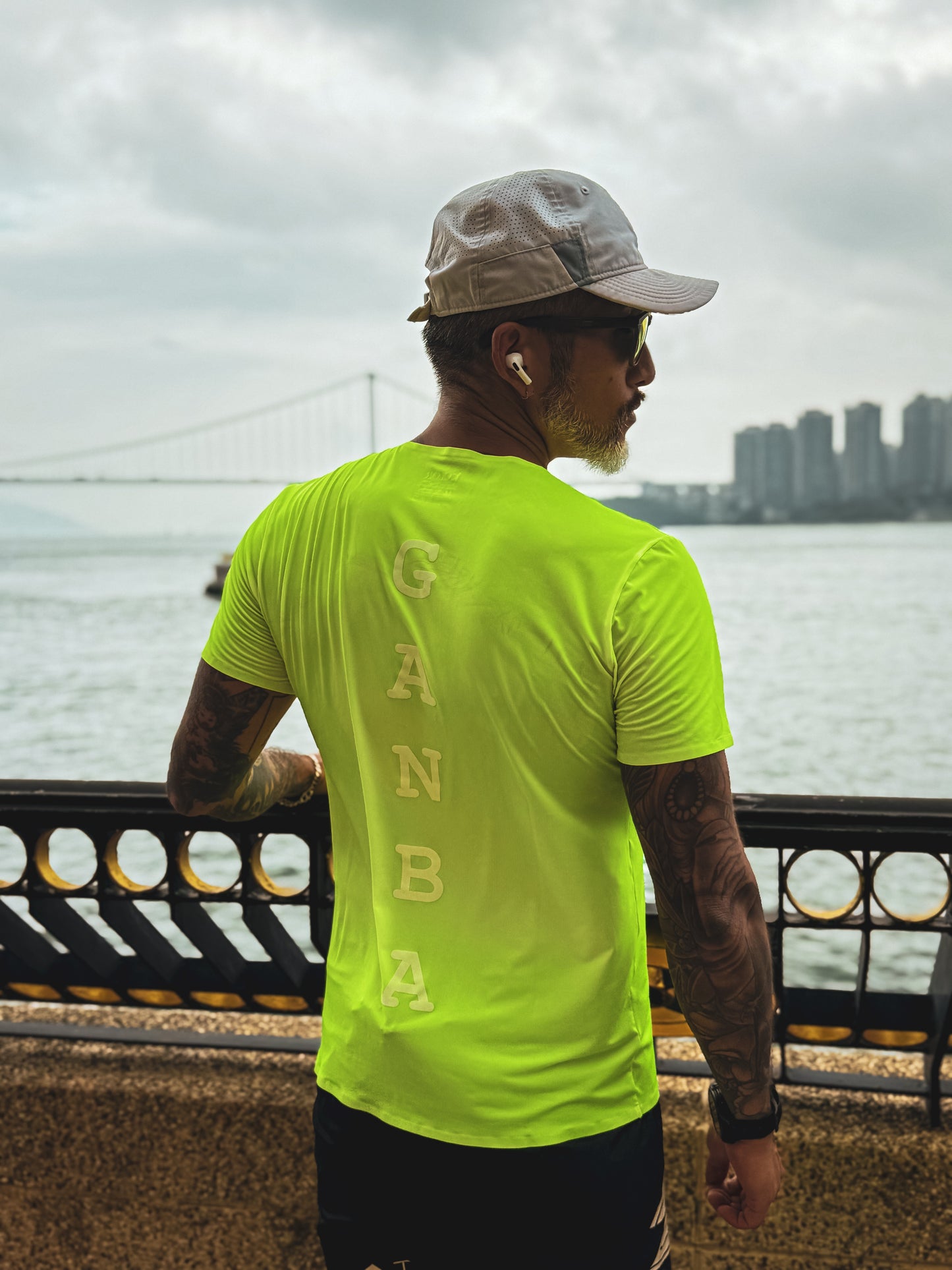 頑張螢光黃短袖排汗運動衣 Ganba Running Tee (Fluorescent Yellow) - UNISEX